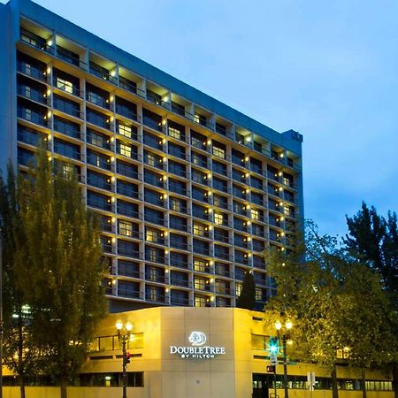 Doubletree By Hilton Portland Hotel Exterior foto