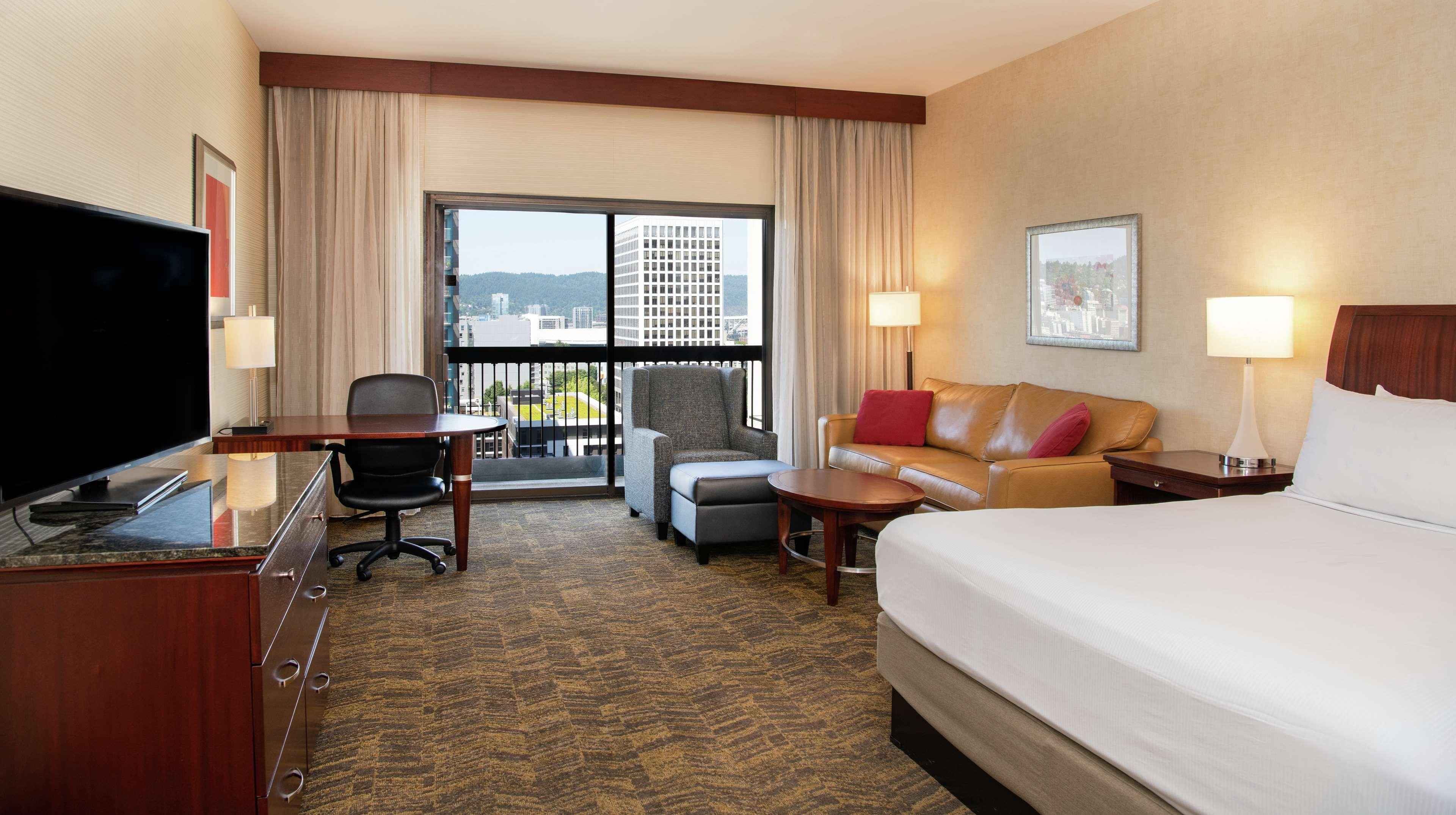 Doubletree By Hilton Portland Hotel Exterior foto