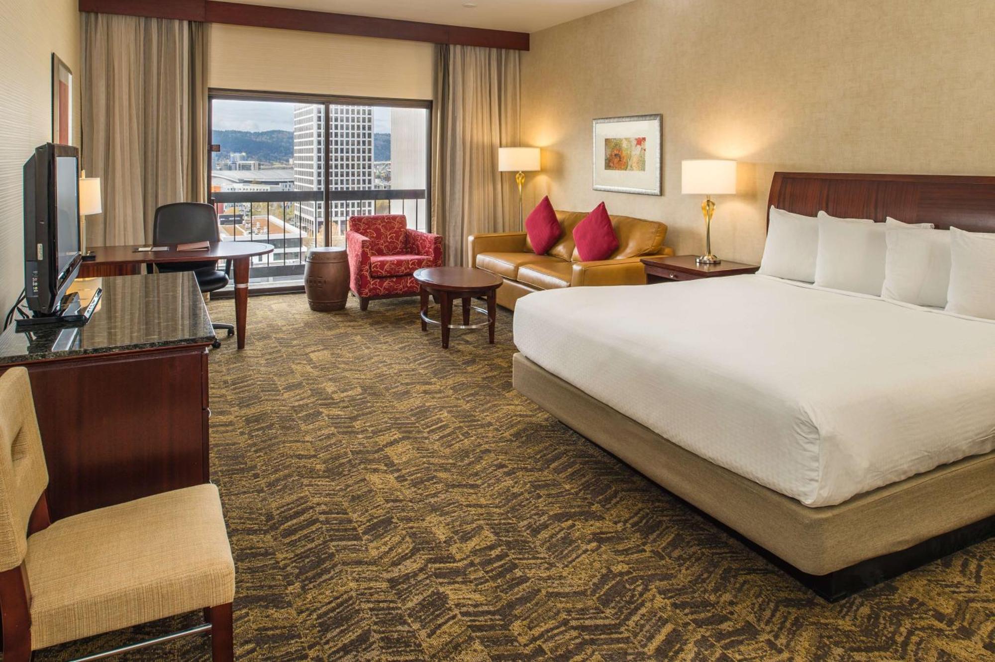 Doubletree By Hilton Portland Hotel Exterior foto